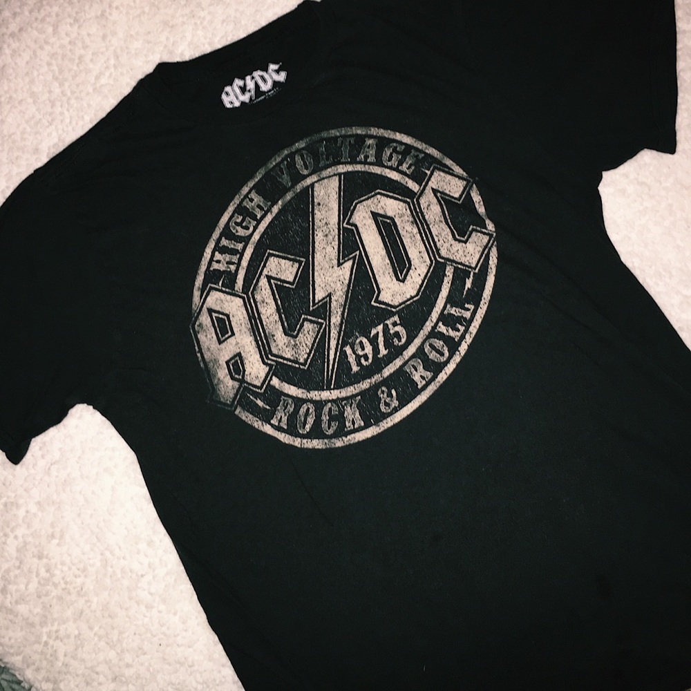 🚫 SOLD !!! 🚫 AC/DC tee
